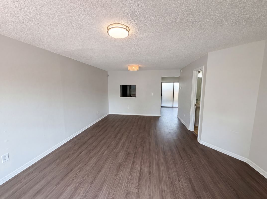 Photo 10 of 24 of 1602 Little Falls Cir, Orlando, FL