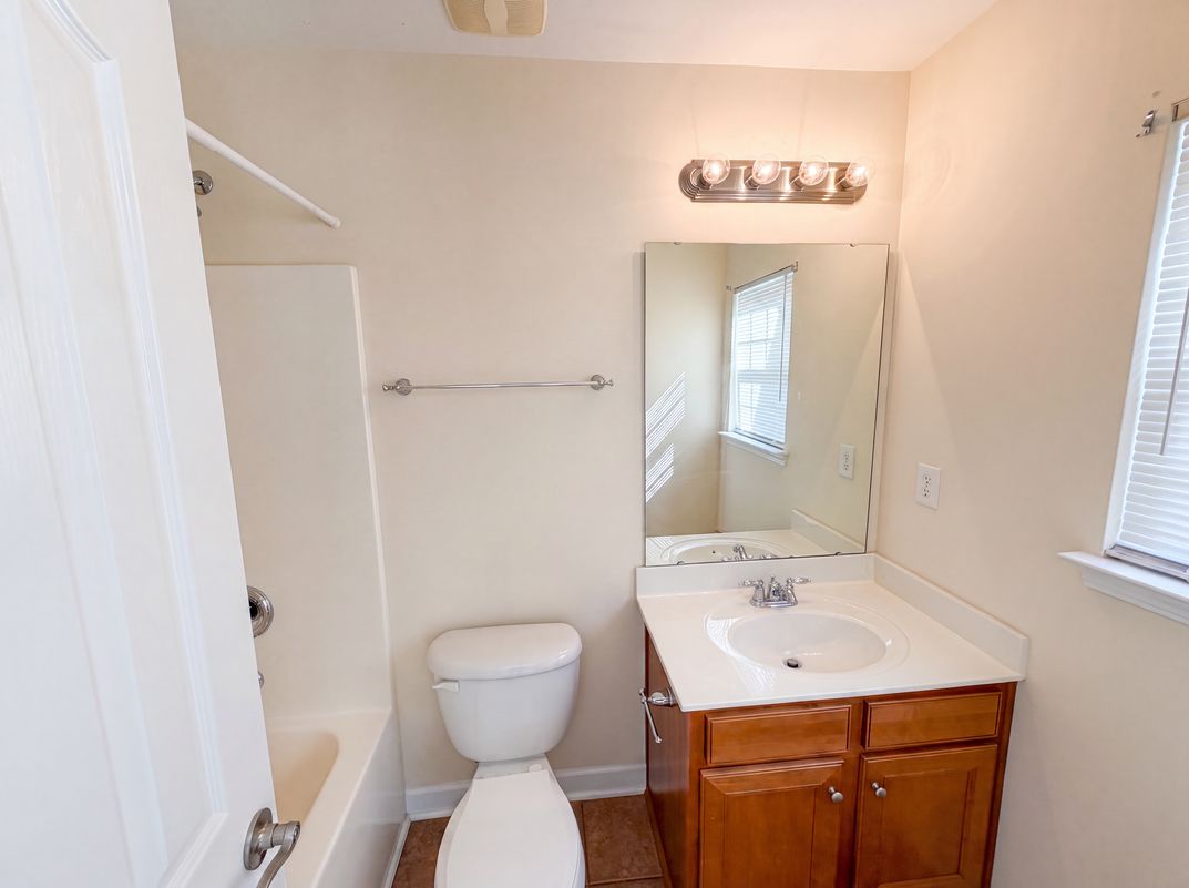 Photo 18 of 28 of 1139 Donelea Ln NW, Concord, NC