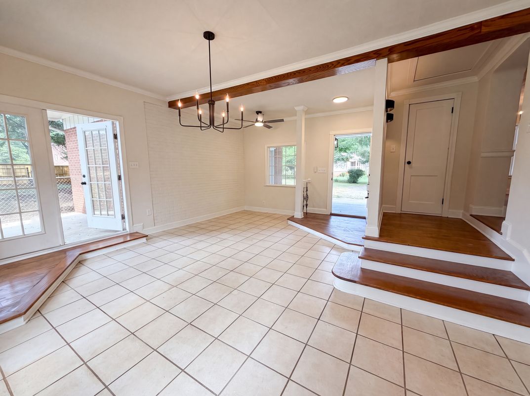 Photo 6 of 16 of 1077 Allendale Cir, Rock Hill, SC