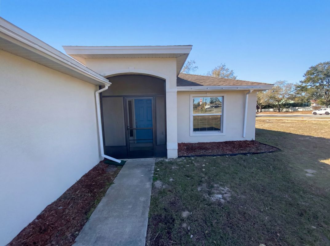 Photo 6 of 26 of 11275 Linden Dr, Spring Hill, FL