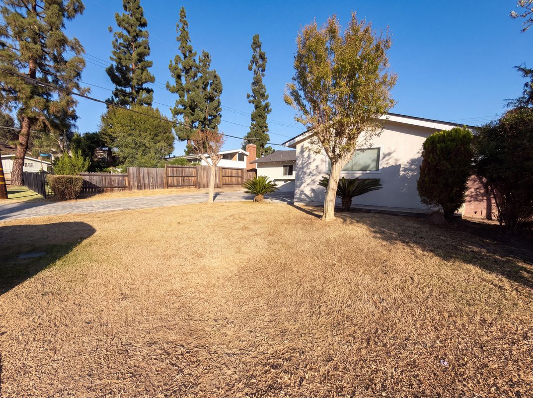 Photo 27 of 33 of 17138 Gumbiner Dr, La Puente, CA