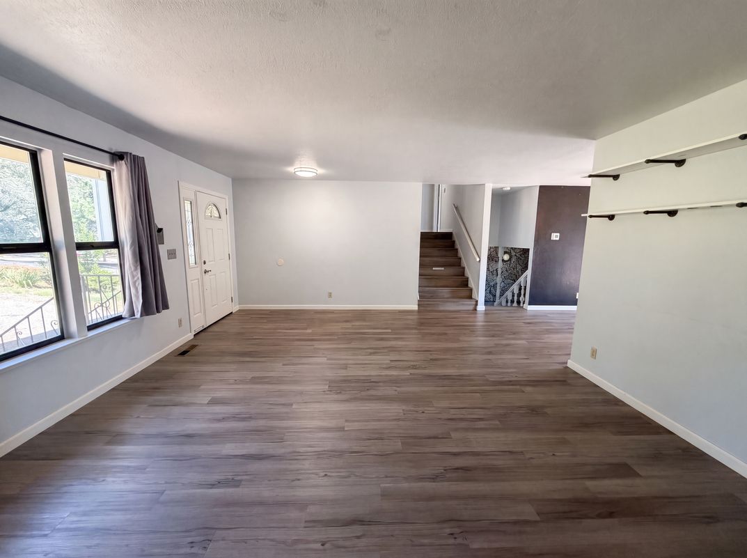 Photo 7 of 34 of 23944 Oakmont Way, Auburn, CA