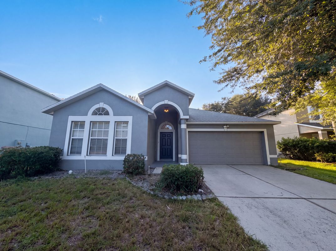 Photo 23 of 25 of 106 Cabrillo Dr, Groveland, FL