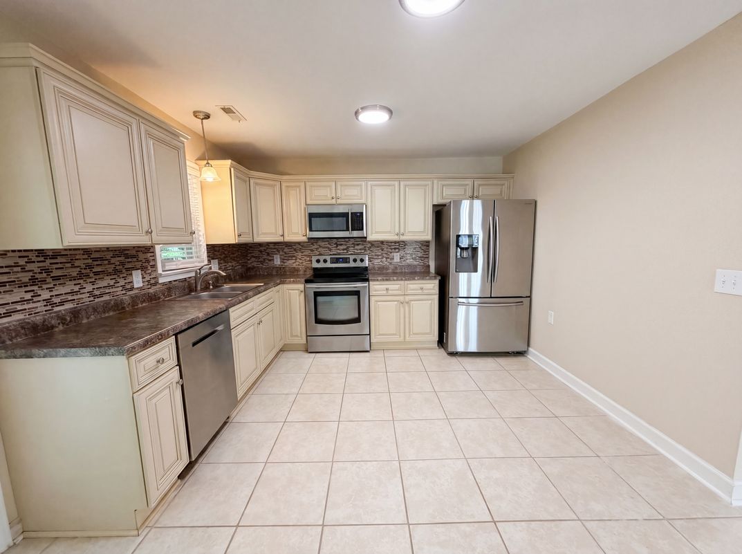 Photo 2 of 16 of 2815 Midpines Dr, Winston Salem, NC