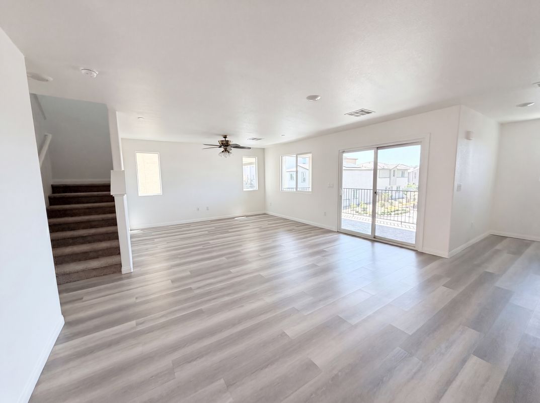 Photo 11 of 41 of 6875 Crimson Shadow St, North Las Vegas, NV