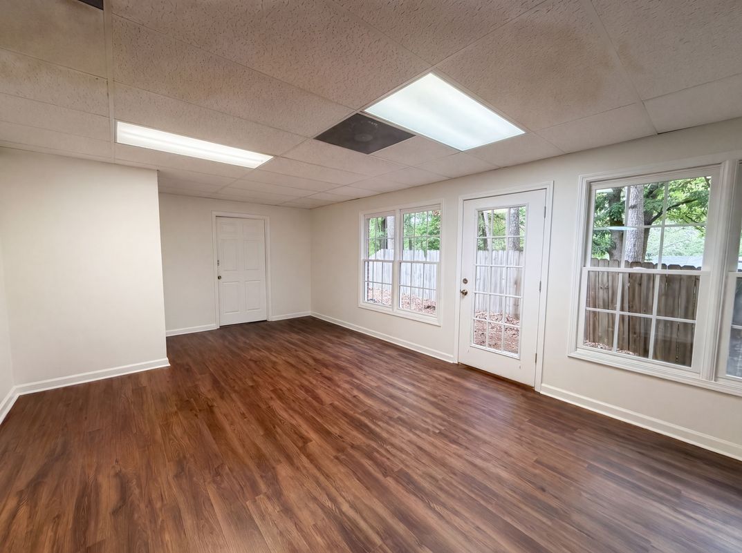 Photo 22 of 30 of 2298 Camden Dr SW, Marietta, GA