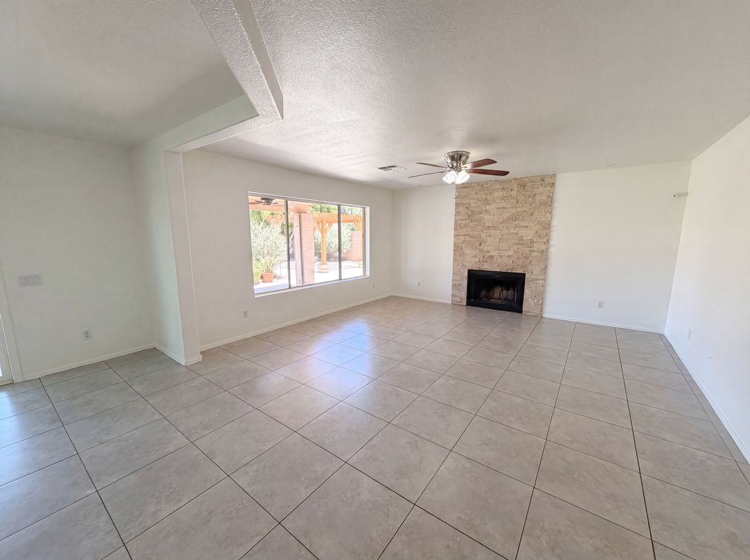 Photo 12 of 36 of 1371 N Concord Ave, Chandler, AZ