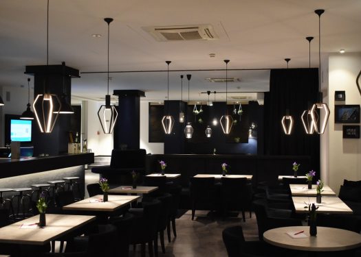 tips to launch a successful restaurant rebranding