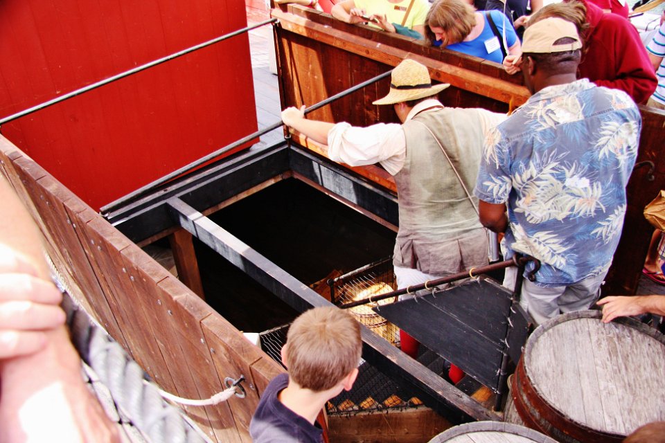 h below deck01