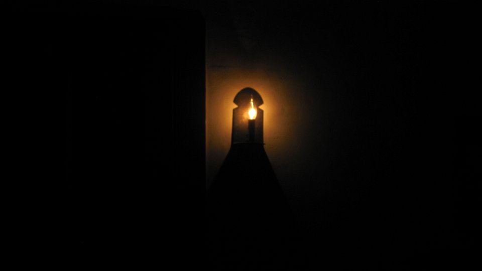 D04