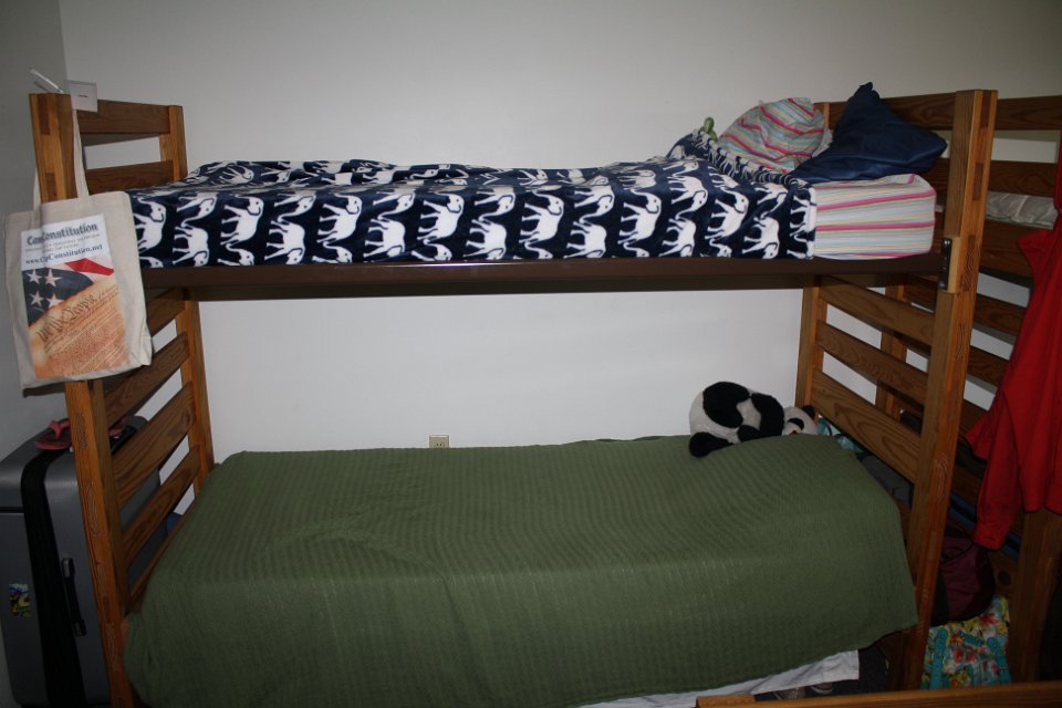 B Mon Cabins (39)