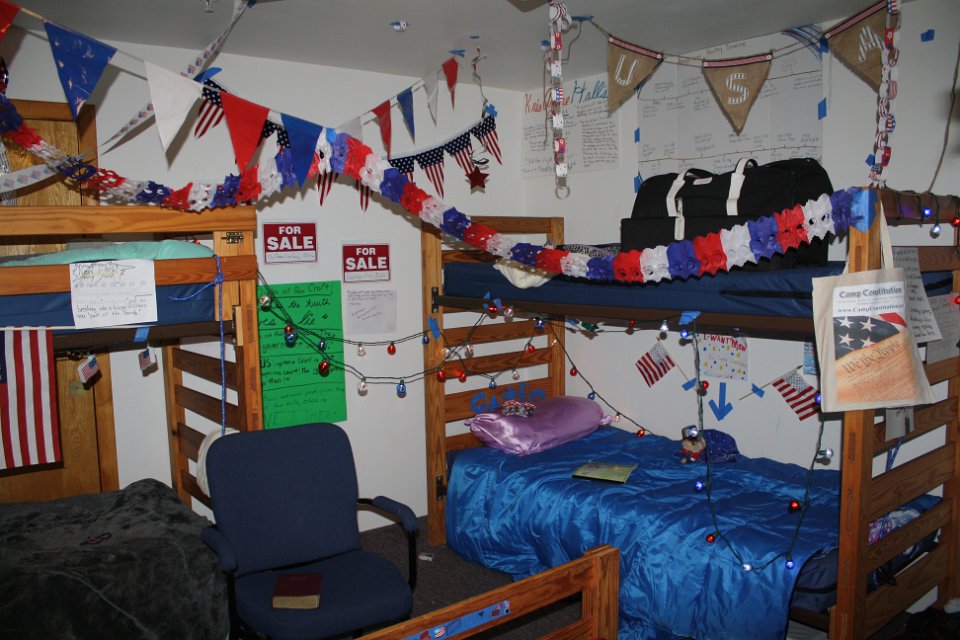 E Thu 2016 Cabins (27)