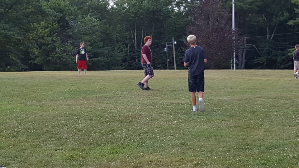 B Mon Frisbee (14)