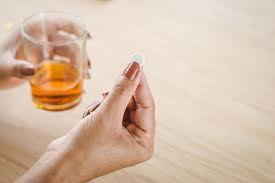 can you drink on steroids 100mg
