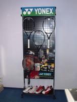 Gitterständer für Tennisschläger