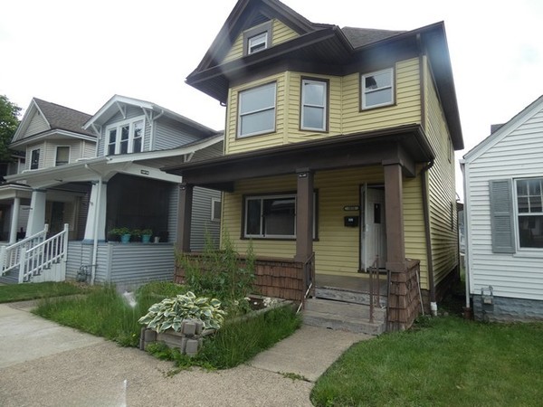 Virginia St, Martins Ferry, OH 43935