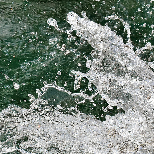Big Water Splash Cover Art Blurred Background