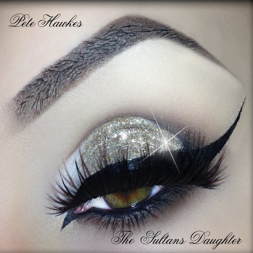 The Sultans Daughter Cover Art Blurred Background