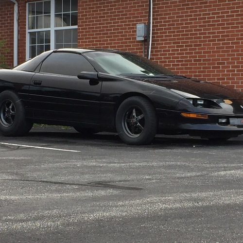 Turbo Dyno Run Cover Art Blurred Background