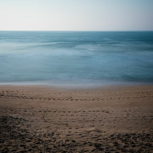 Cali Cover Art Blurred Background