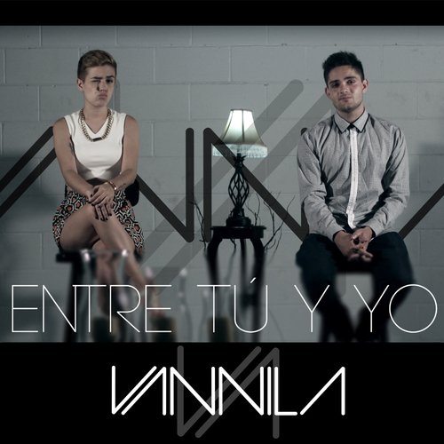 Entre Tú y Yo Cover Art Blurred Background
