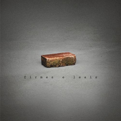 Firmes e Leais Cover Art Blurred Background