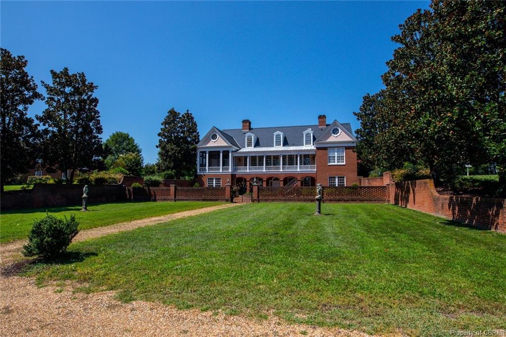 19607 White Oak Rd Liz Moore and Associates