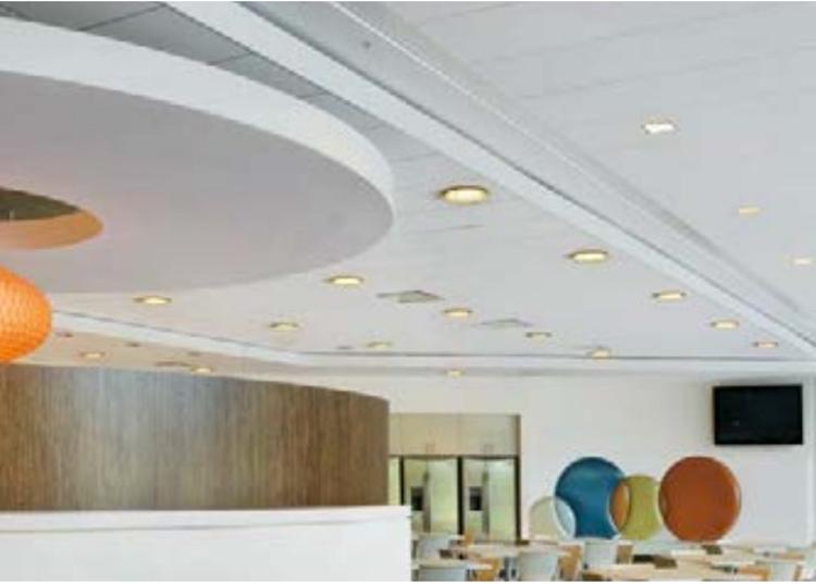 10 ft x 5/8 in Armstrong Axiom Straight Drywall Bottom Trim AXBTSTR