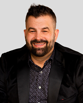 Headshot of Bill Riley