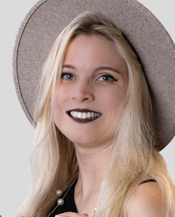 Headshot of Heather Newsome