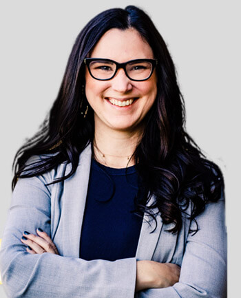 Headshot of Amber V'Soske