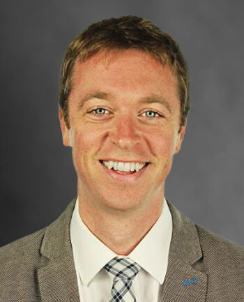 Headshot of Matthew Lynch