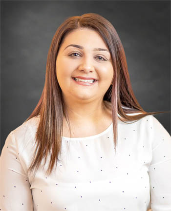 Headshot of Gina Ramseyer