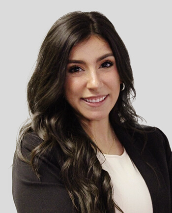 Headshot of Stephanie Alanis