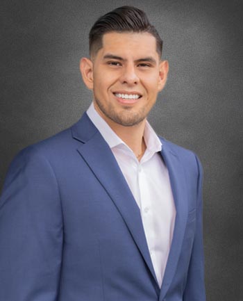 Headshot of Pedro Ontiveros