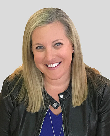 Headshot of Carly Kutner