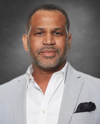 Headshot of Sean Yancey