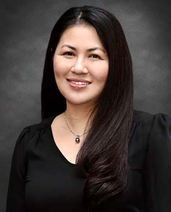 Headshot of Vanna Chan