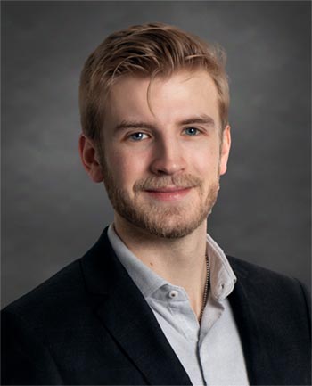 Headshot of Evan Hastings