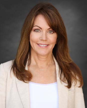 Headshot of Linda Zaiss