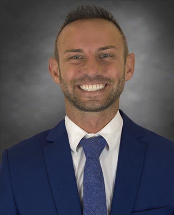 Headshot of Marek Grobelny