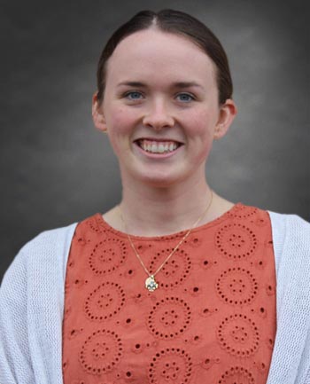 Headshot of Erin Zipp