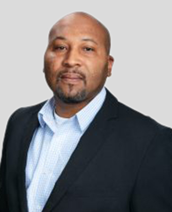 Headshot of Calvin London