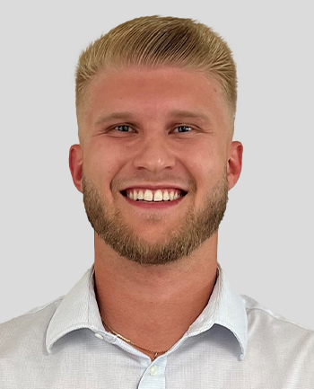 Headshot of Bo Longmore