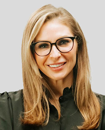 Headshot of Crystal McDermott