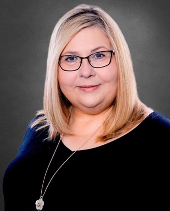 Headshot of Lori Fyfe