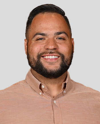 Headshot of Jose Sampoll