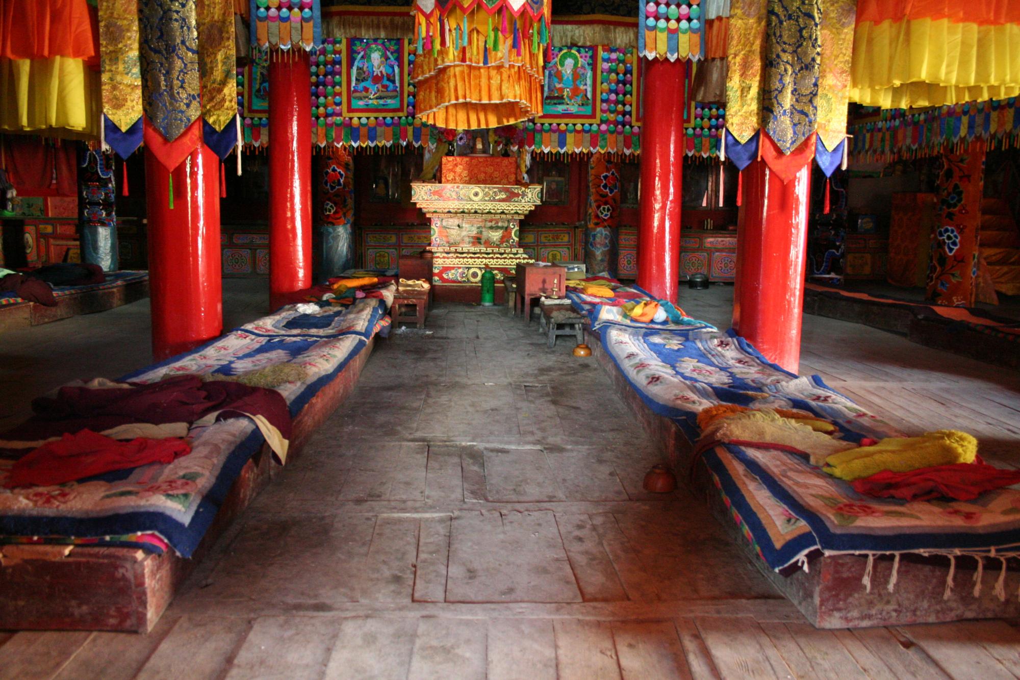 Image of Assembly Hall Interior, Tak Monastery