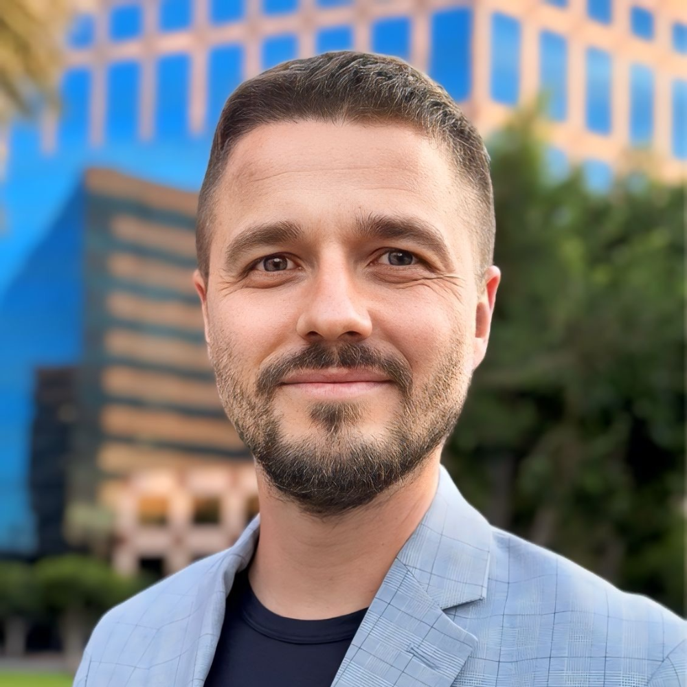 Arthur Mouratov | Founder - Silicon Valley Investclub | Forbes Finance ...