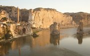 Aside_hasankeyf_large